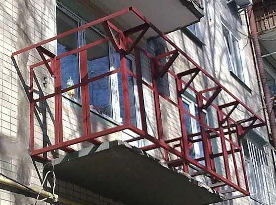 Каркас на балконе из профиля