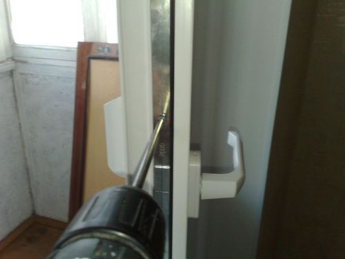 Инструкция по установке защелки для балконной двери